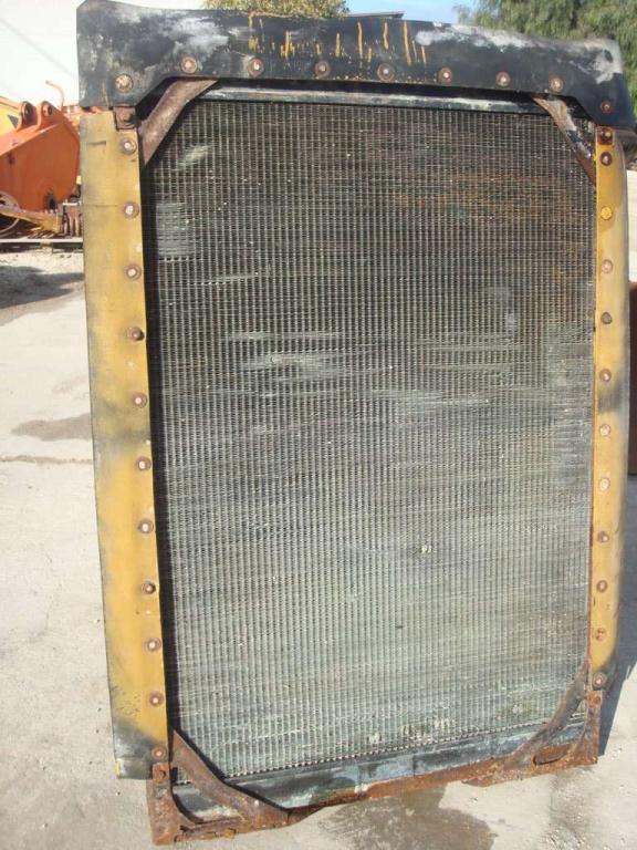 Water radiator for Fiat Allis FL20 E FD20 Photo 2