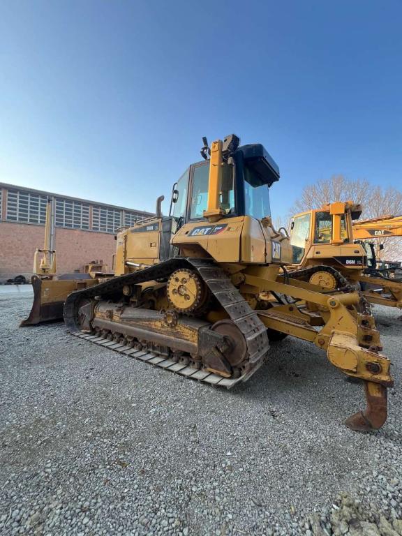 Caterpillar D6N XL Photo 6