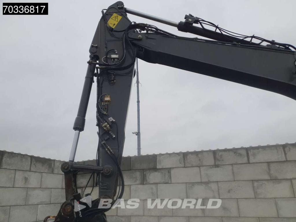 Volvo ECR235 E L Photo 10