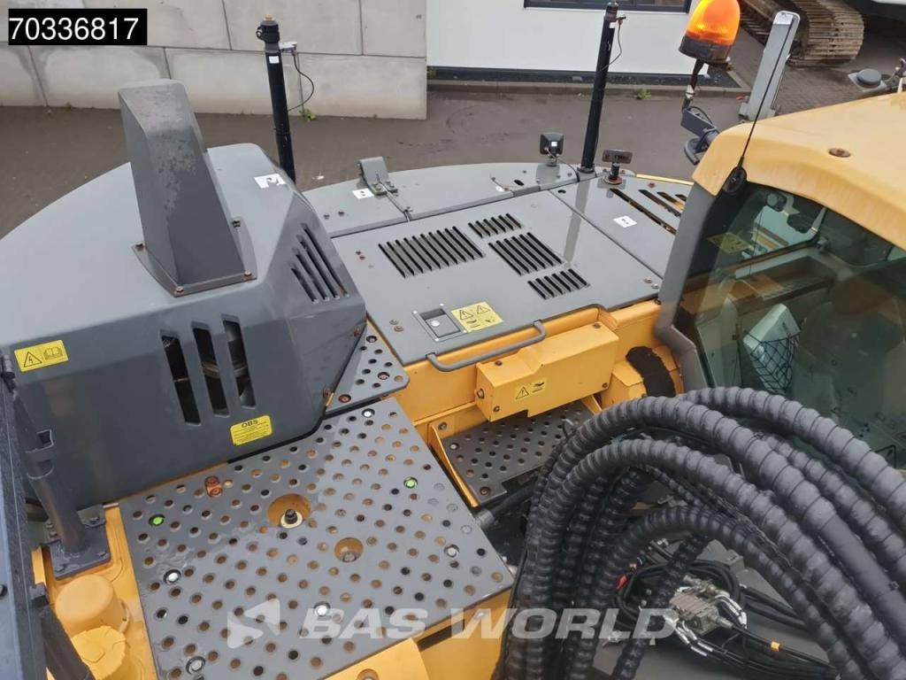 Volvo ECR235 E L Photo 16