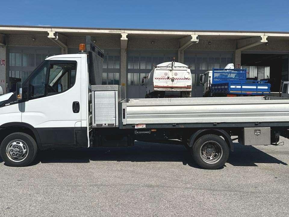 Iveco Daily 35-150 4x2 Photo 2