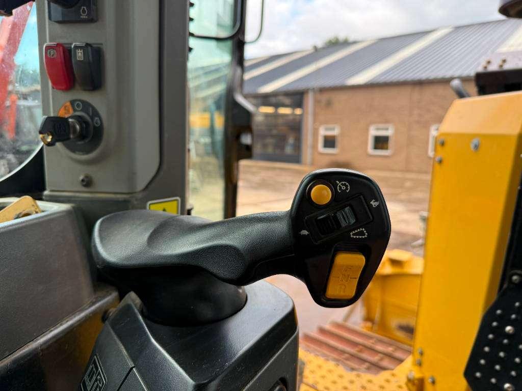 Caterpillar D6XE LGP - German Machine / Ripper Valve Photo 10