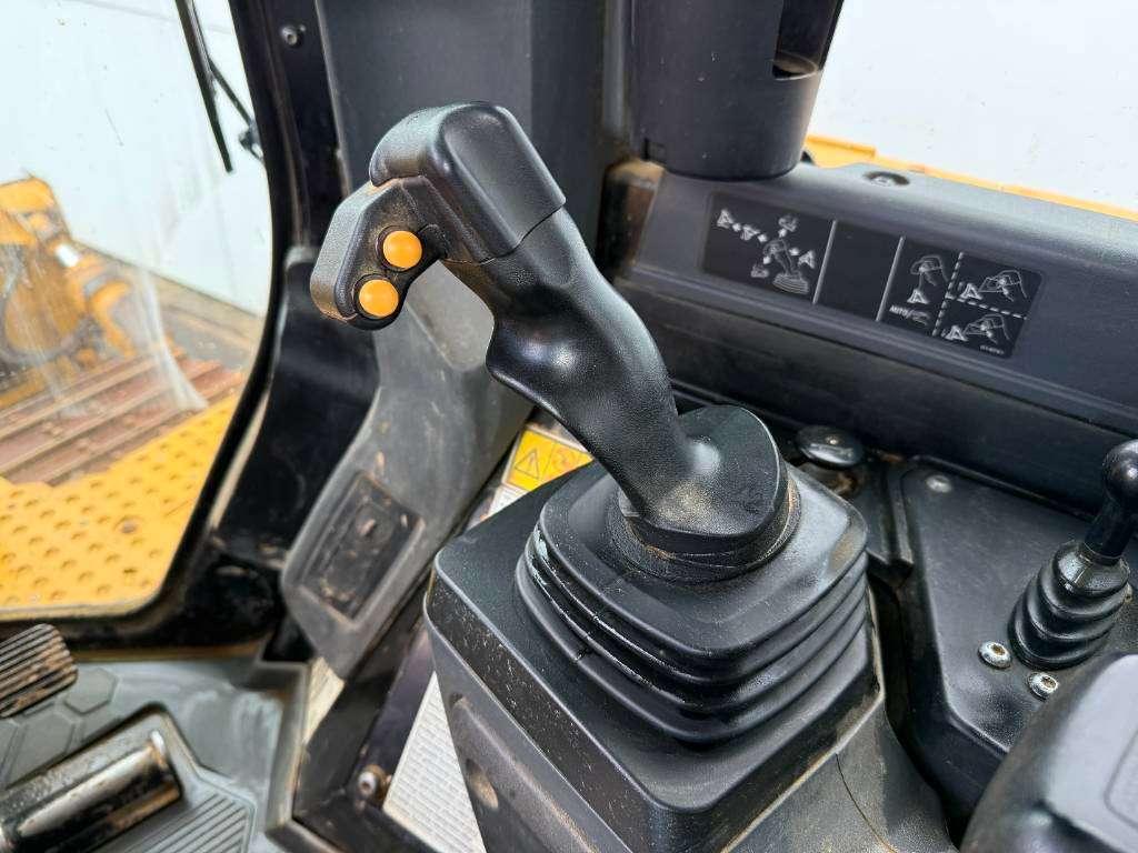 Caterpillar D6XE LGP - German Machine / Ripper Valve Photo 11