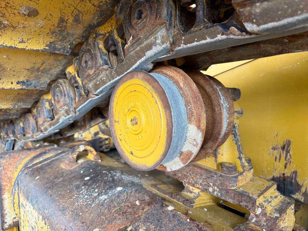 Caterpillar D6XE LGP - German Machine / Ripper Valve Photo 23