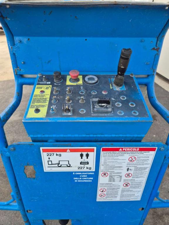 Genie Z34/22N Photo 7