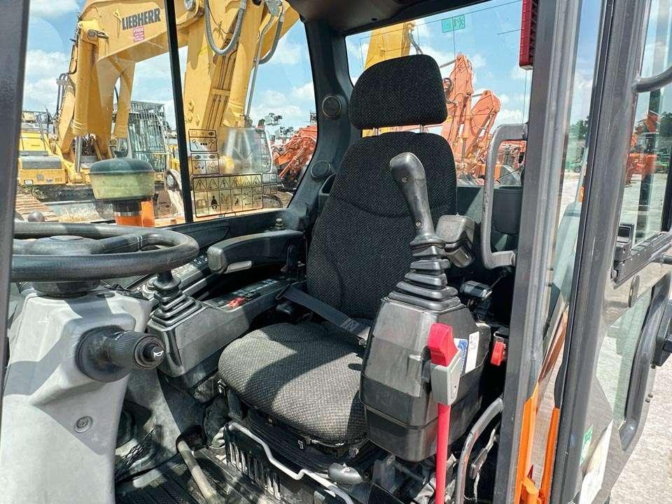 Doosan DX57W-5 Photo 12