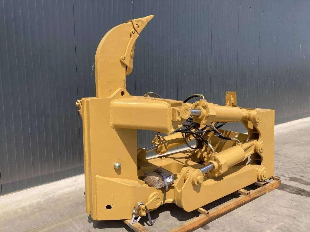 Caterpillar D8 Photo 2