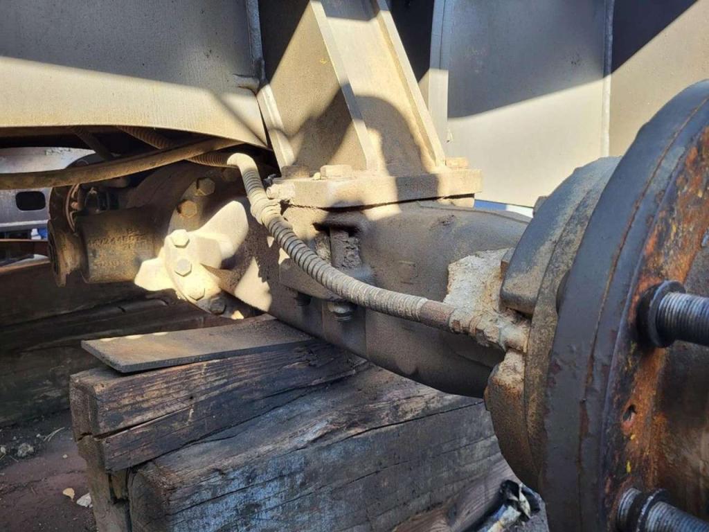 Volvo rear axle 14590304 for Volvo EW140E, EW150E, EW160C... Photo 6