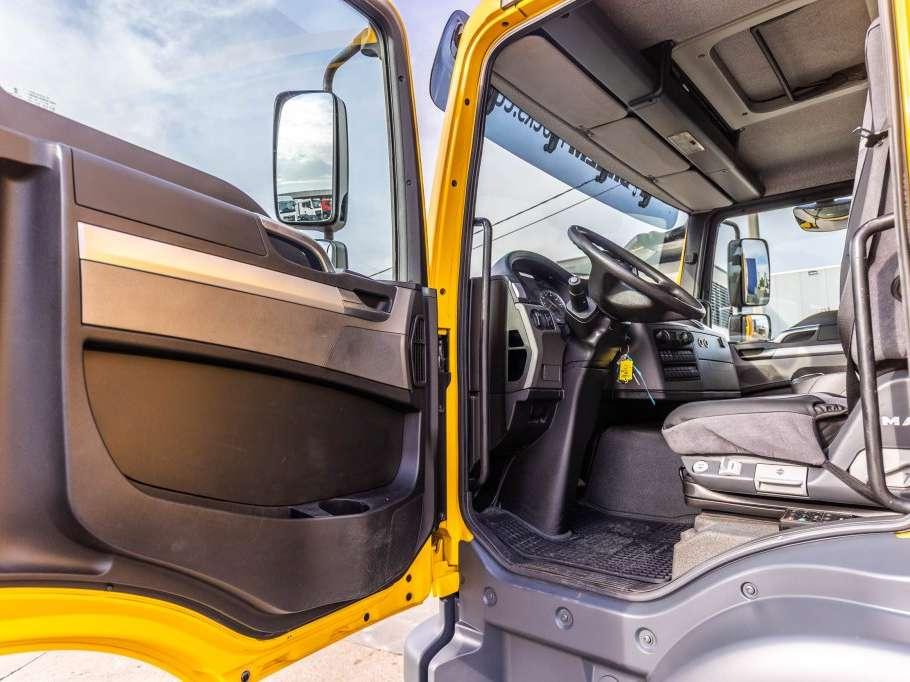 Man TGM 18.250 BL + DHOLLANDIA 2T. Photo 11