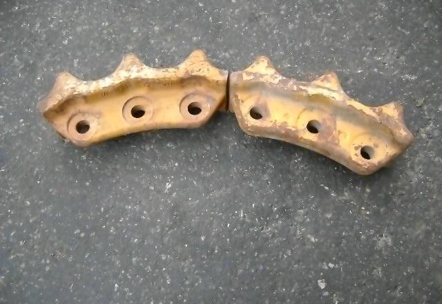 Undercarriage part sector for Komatsu D65 Photo 1