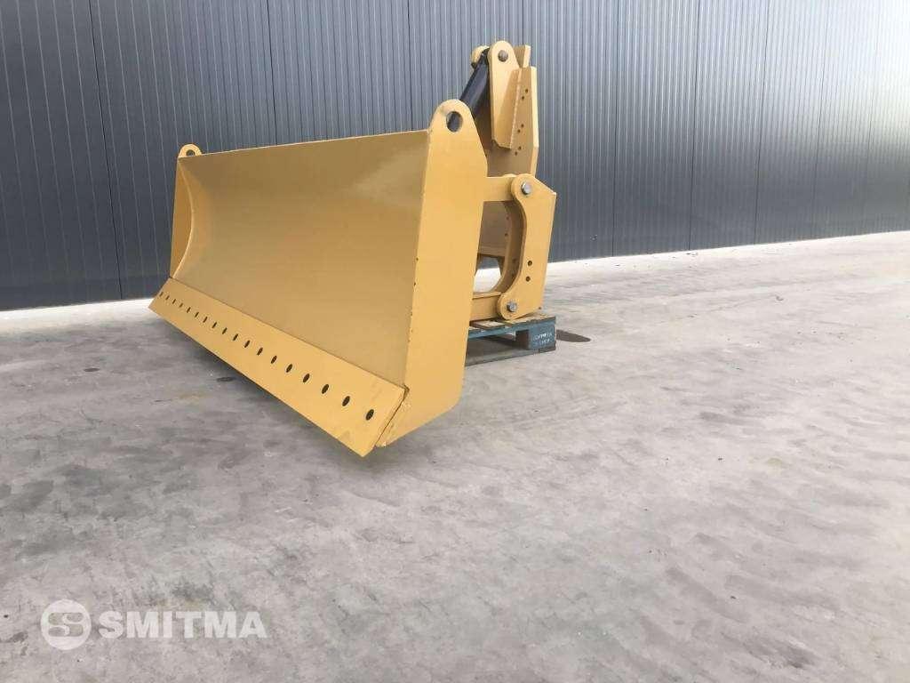 Caterpillar 120M Photo 8
