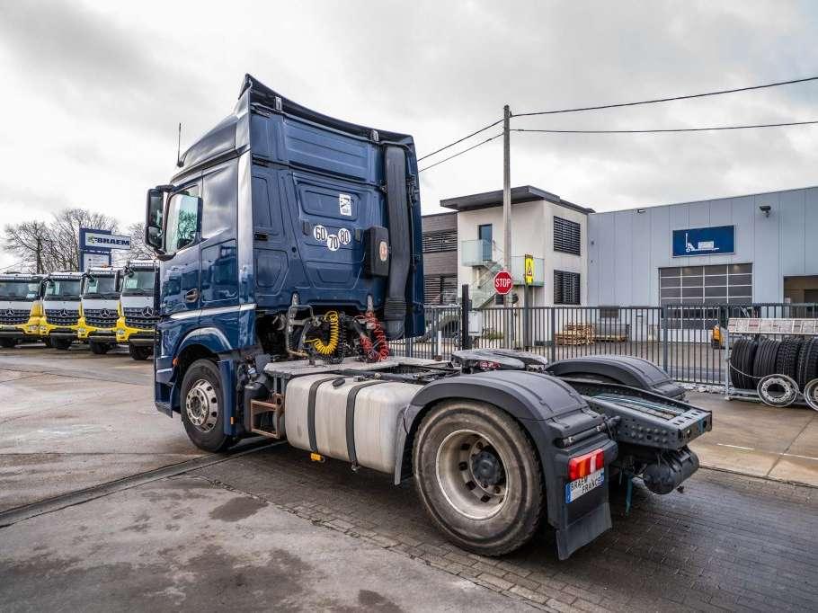 Mercedes-Benz ACTROS 1846+ADR Photo 6