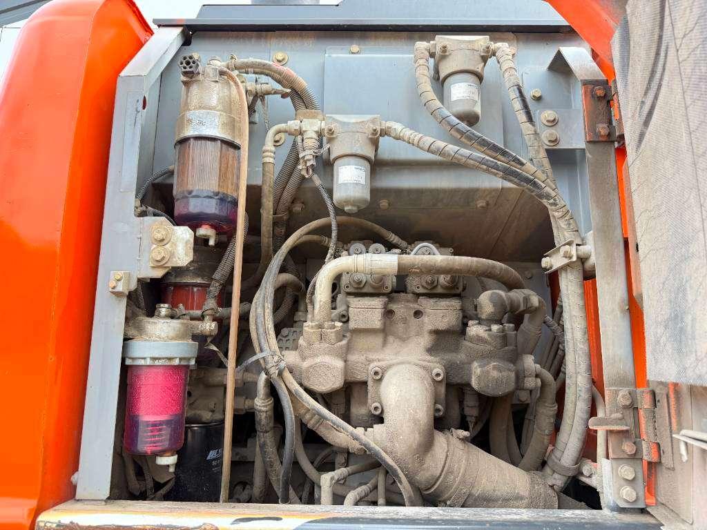 Hitachi ZX170W-5B - Blade / Triple Boom / Auto Greasing Photo 28
