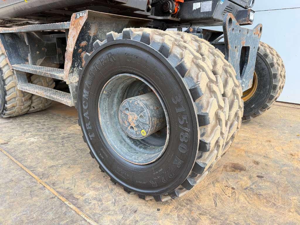 Hitachi ZX170W-5B - Blade / Triple Boom / Auto Greasing Photo 30