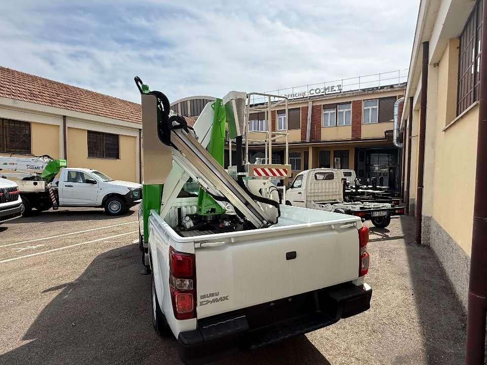 Comet Officine X4 14 Photo 3