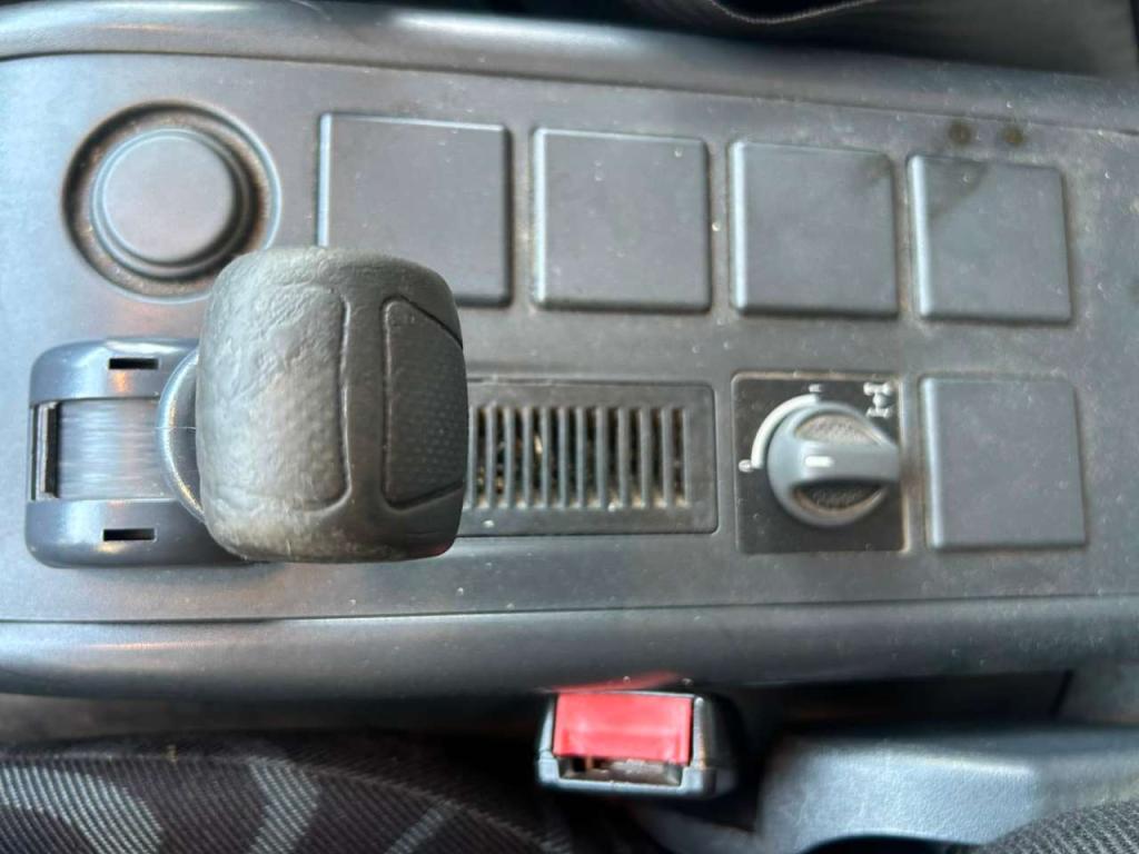 Iveco EUROCARGO CUBE 120E28P Photo 22