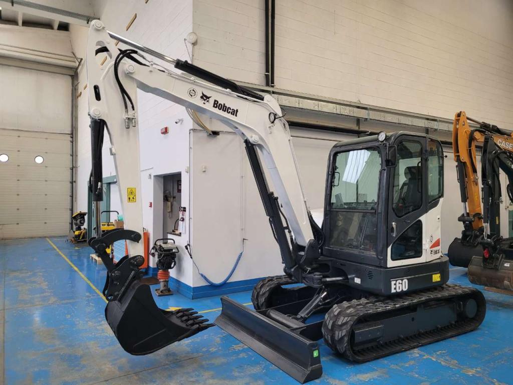 Bobcat E 60 Photo 2