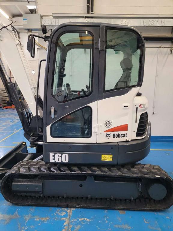 Bobcat E 60 Photo 3