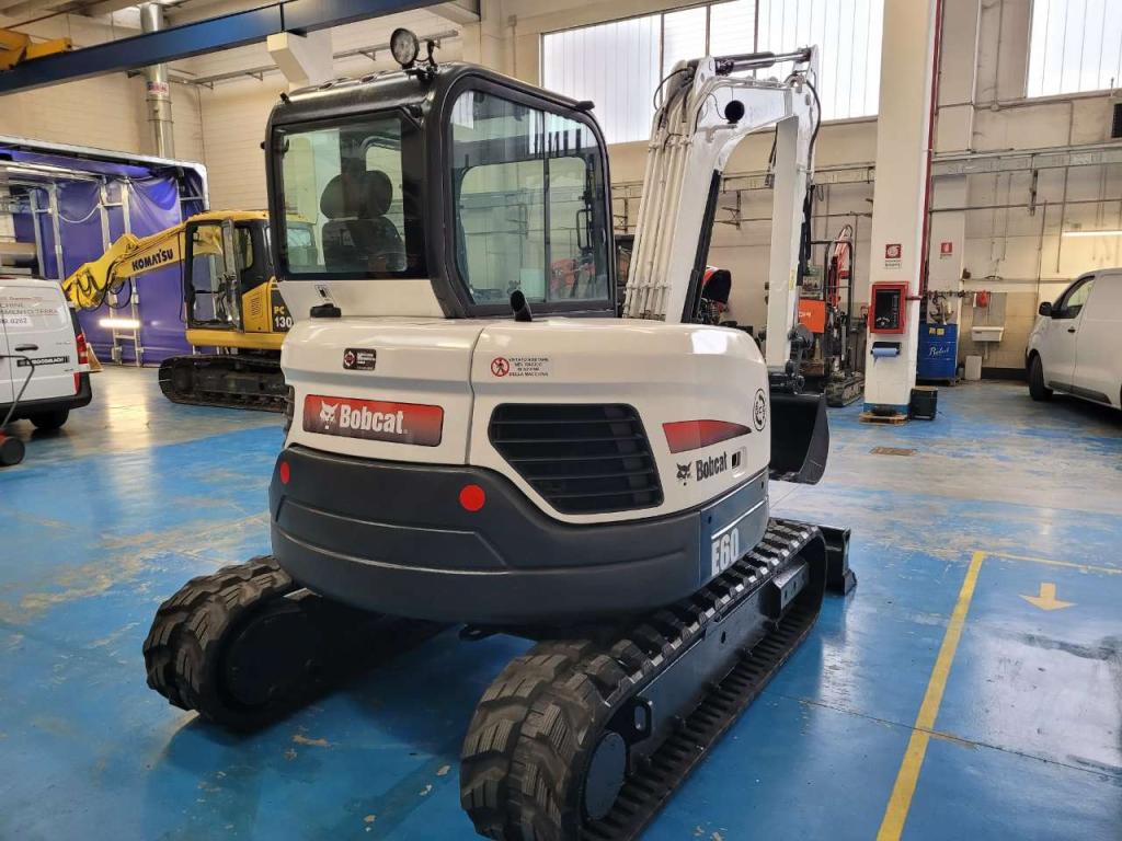 Bobcat E 60 Photo 4