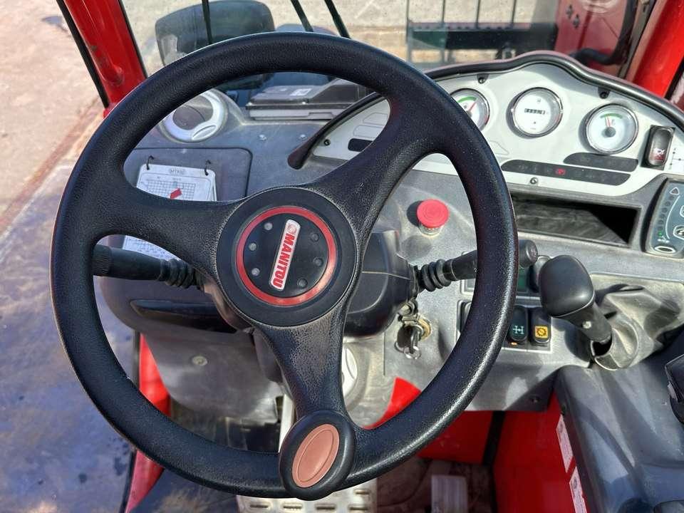 Manitou MT932 4x4x4 Photo 12