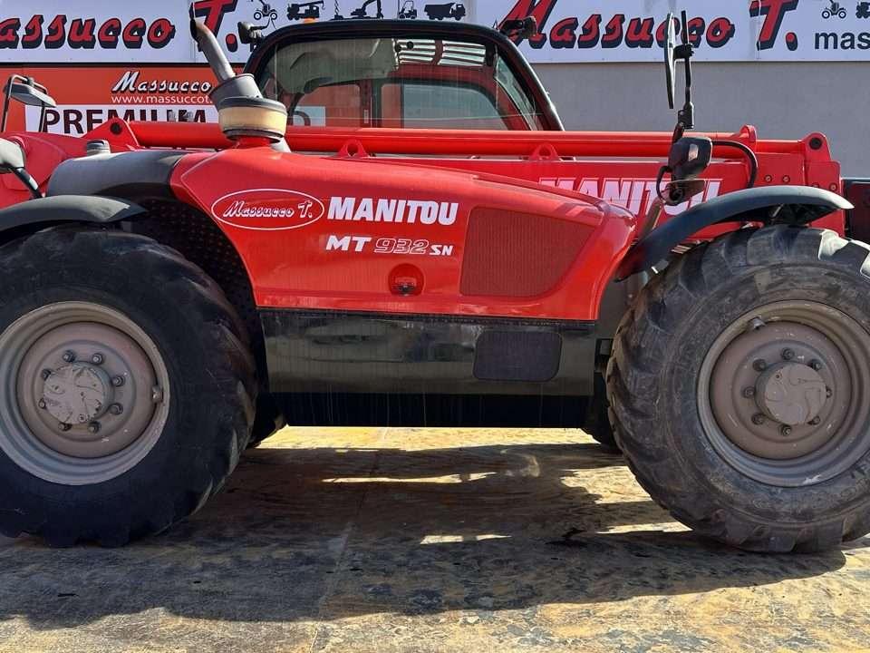 Manitou MT932 4x4x4 Photo 4