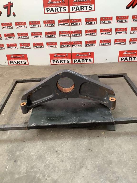 Rear axle support for Hitachi ZW 250-6 Photo 1