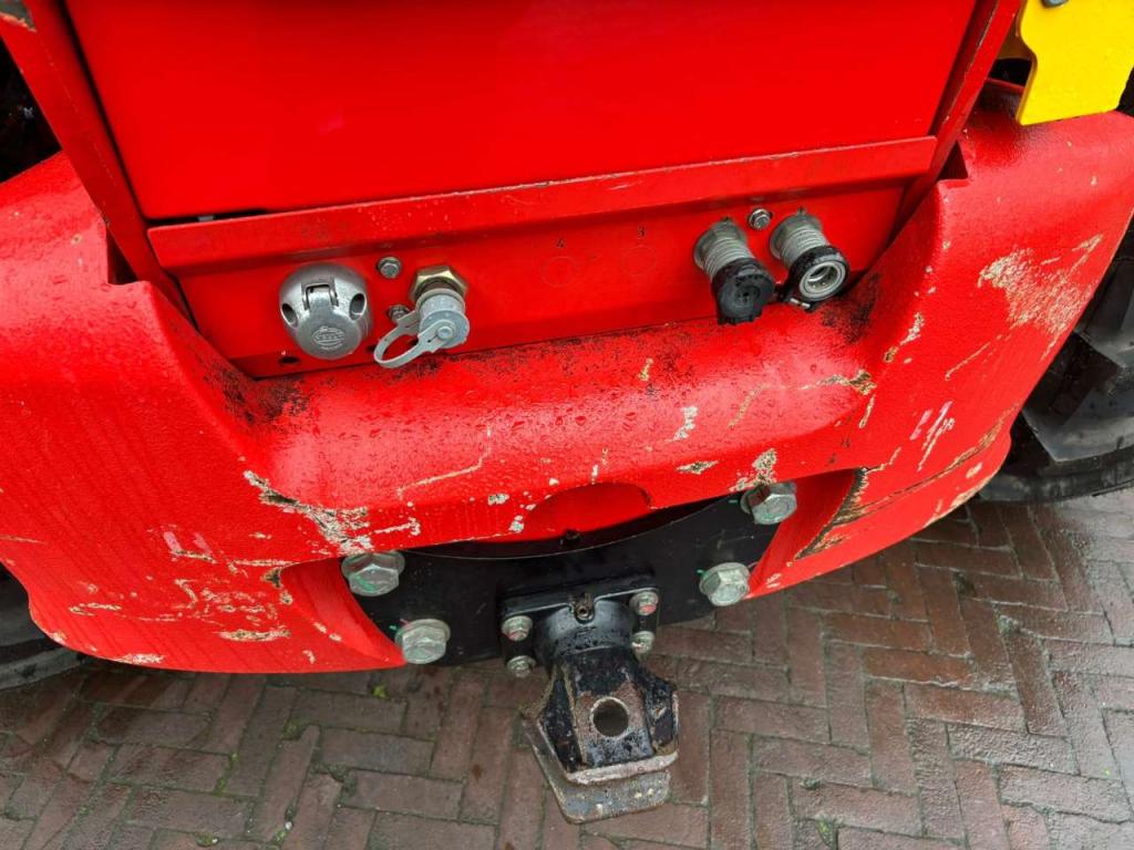 Manitou 840-145 Photo 10