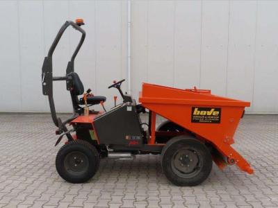 Ausa D150RM sold by Bove Verhuur & Verkoop