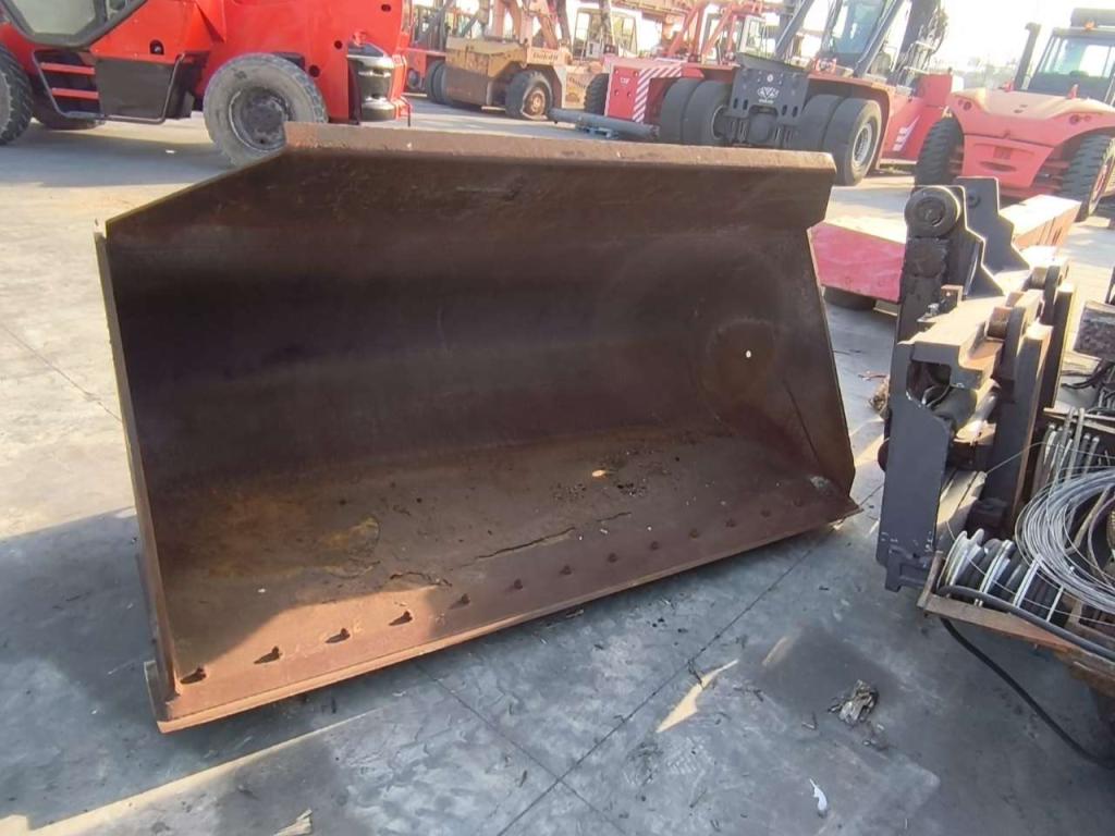 Manitou MHT10120L Photo 9