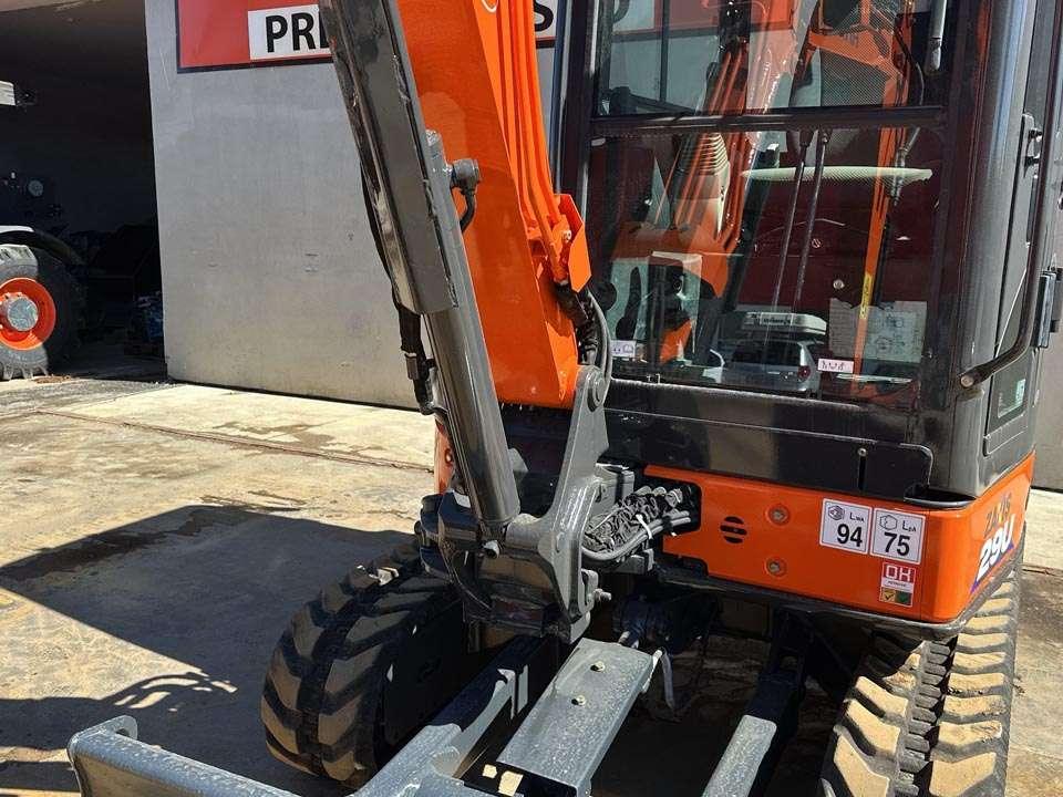 Hitachi ZX29U-3 CLR Photo 9