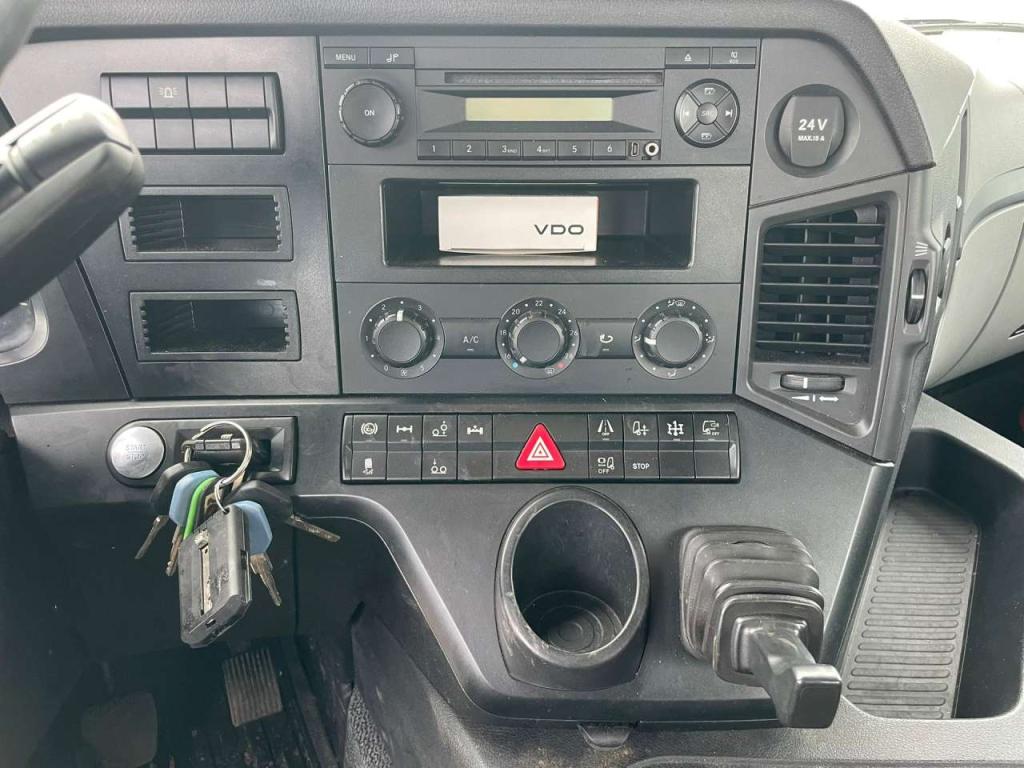 MercedesBenz 2543 Photo 19