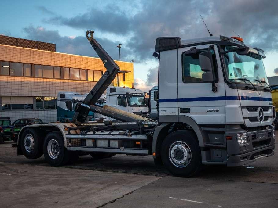 Mercedes-Benz ACTROS 2646 L-MP3 Photo 2