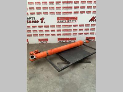 Penetration piston for Hitachi EX235 sold by Massucco T. Srl Area Ricambi