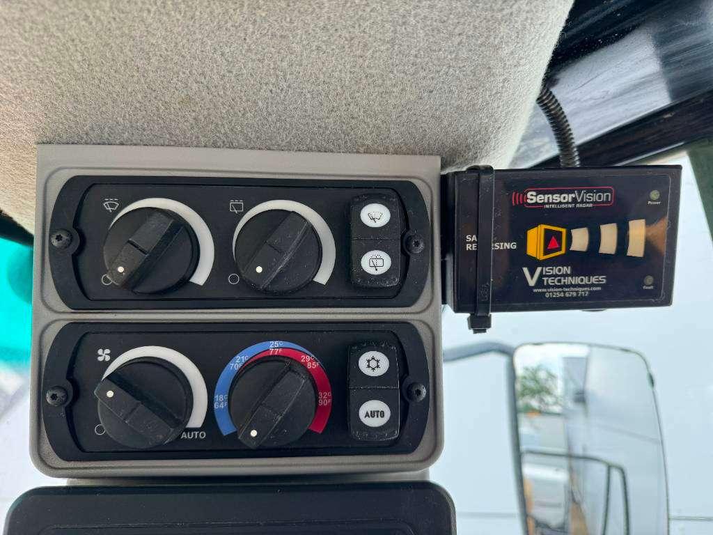 Caterpillar 972M - Weight System / Auto Greasing / Camera Photo 13