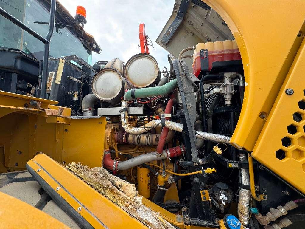 Caterpillar 972M - Weight System / Auto Greasing / Camera Photo 27