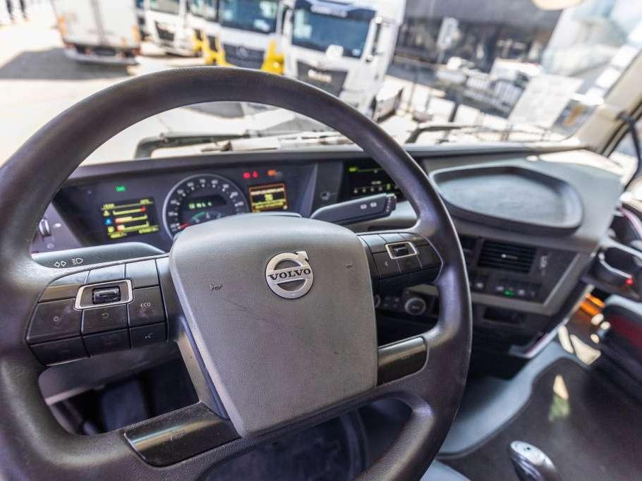 Volvo FH 500 + INTARDER + HYDR. Photo 10