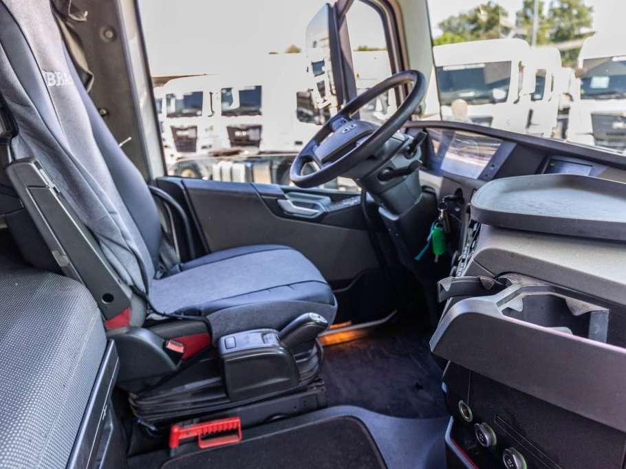 Volvo FH 500 + INTARDER + HYDR. Photo 12