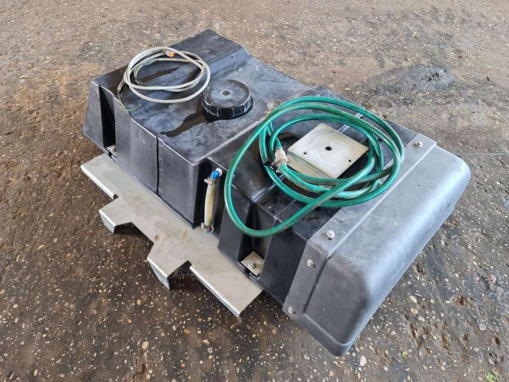 M3 MetalMeccanica Moderna 100 Photo 2