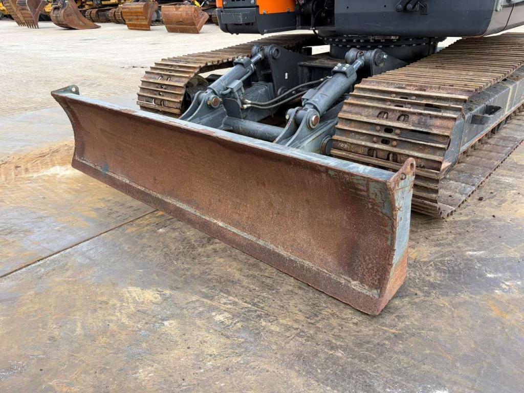 Doosan DX140LCR-7 Photo 12