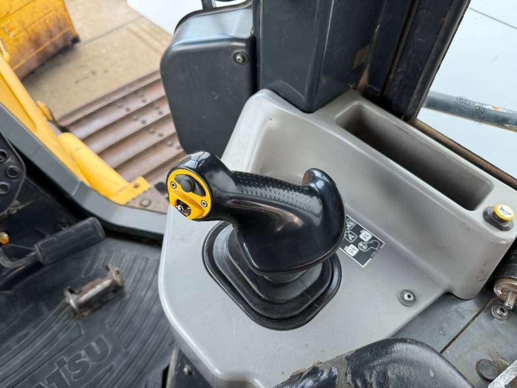 Komatsu D61PX-24 - 6-Way Blade / Ripper Valve / Camera Photo 11