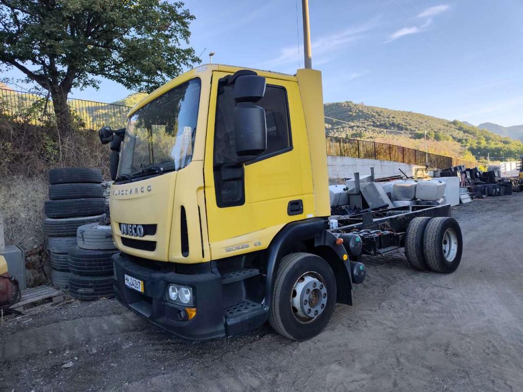 Iveco EUROCARGO CUBE 120E28P Photo 23