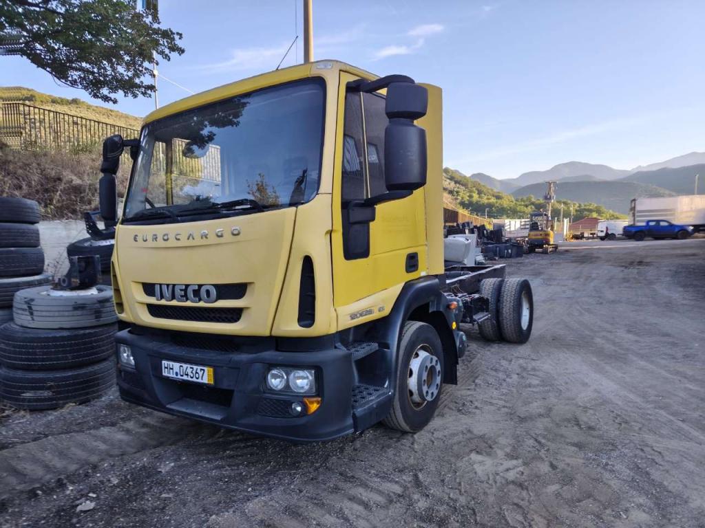 Iveco EUROCARGO CUBE 120E28P Photo 26