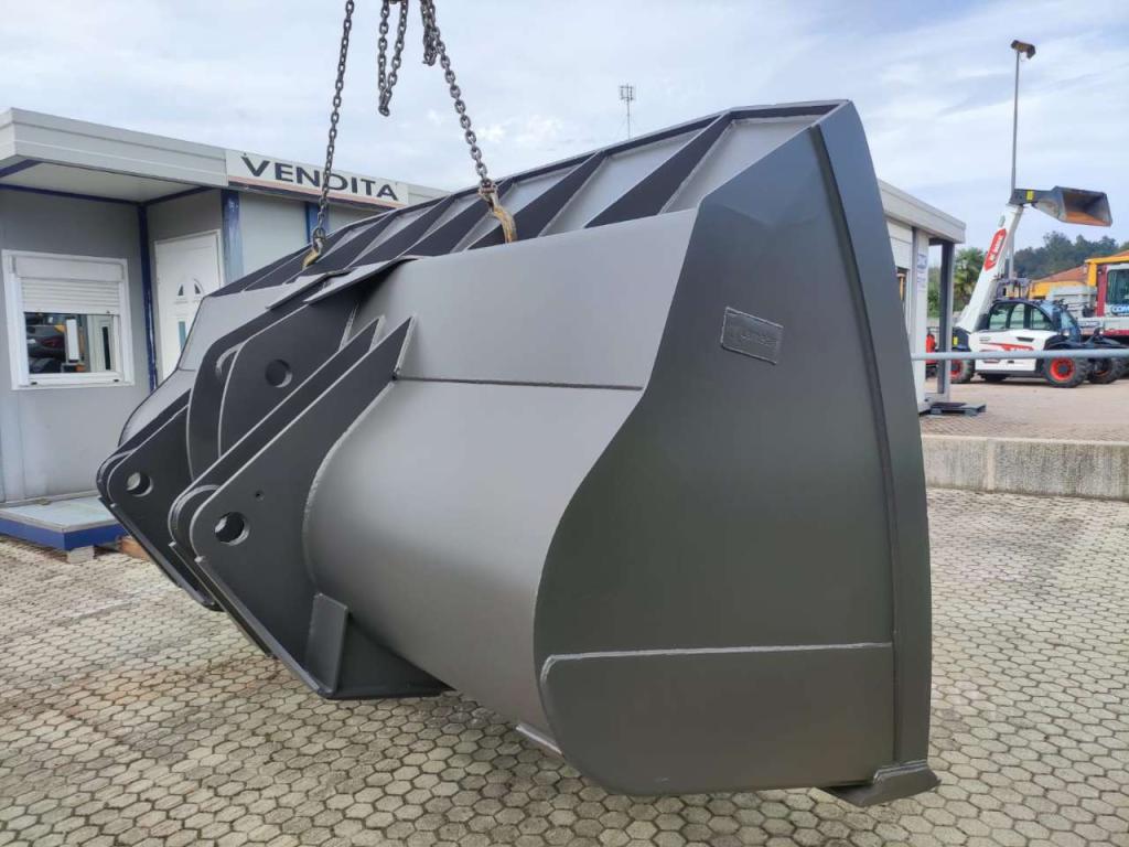 Lameter Loader bucket Photo 3