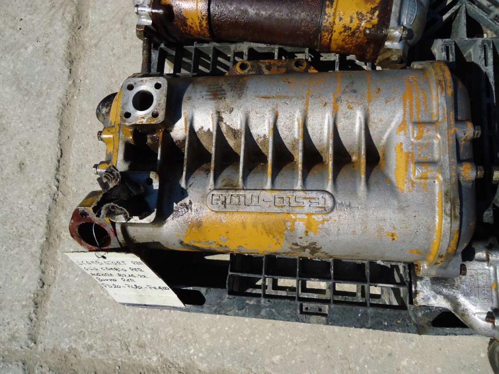 Oil heat exchanger for FD20-FL20-FH400 Photo 1