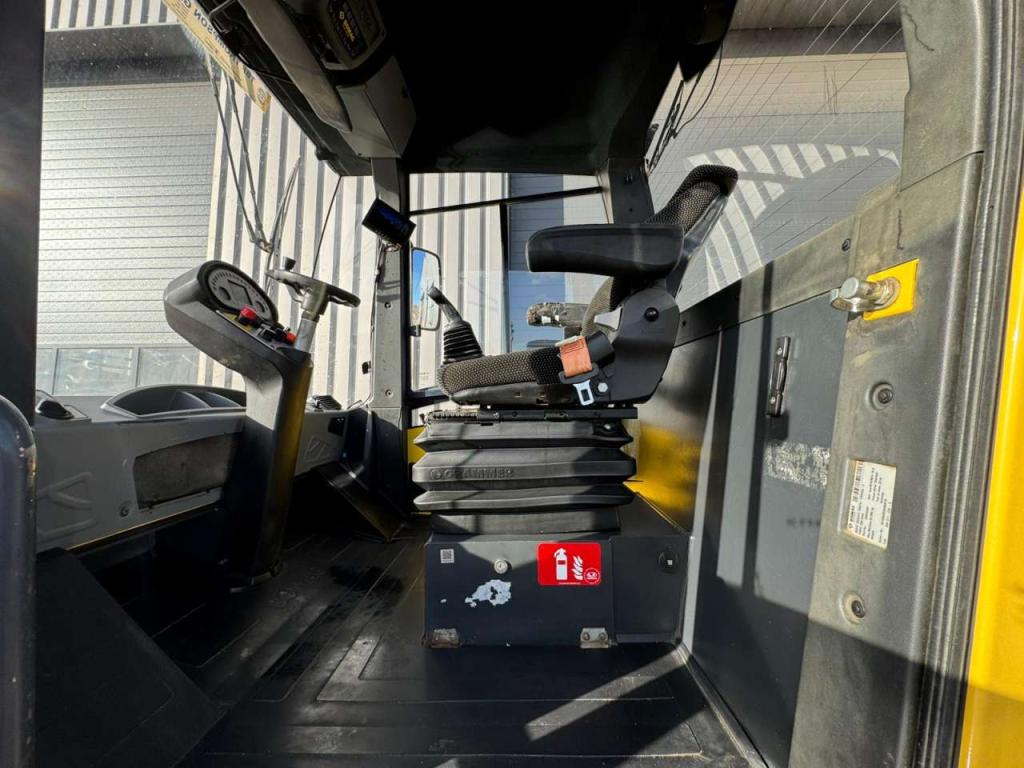 Bomag BW213D-5 Photo 19