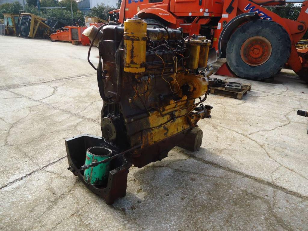 Long block engine for Fiat AD7 - 70C Photo 2