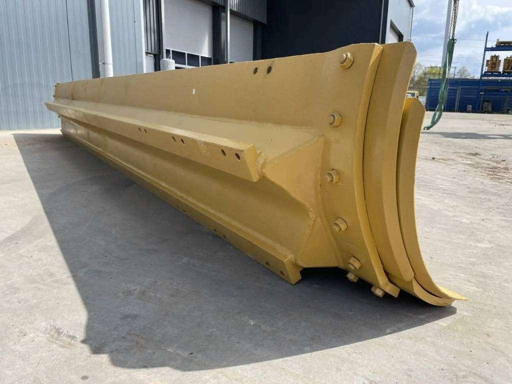 Caterpillar 12K Moldboard Photo 5