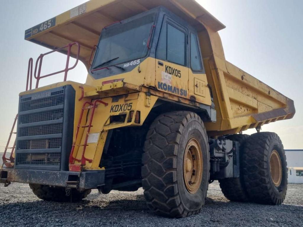 Komatsu HD465-7 Photo 1