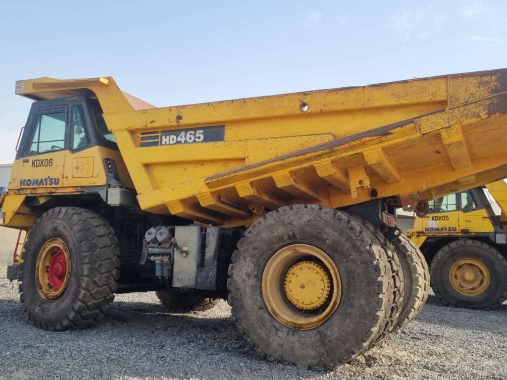 Komatsu HD465-7 Photo 2