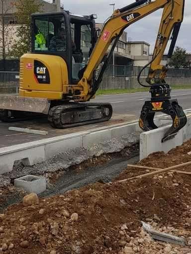 MB CRUSHER MB-G450 Photo 1